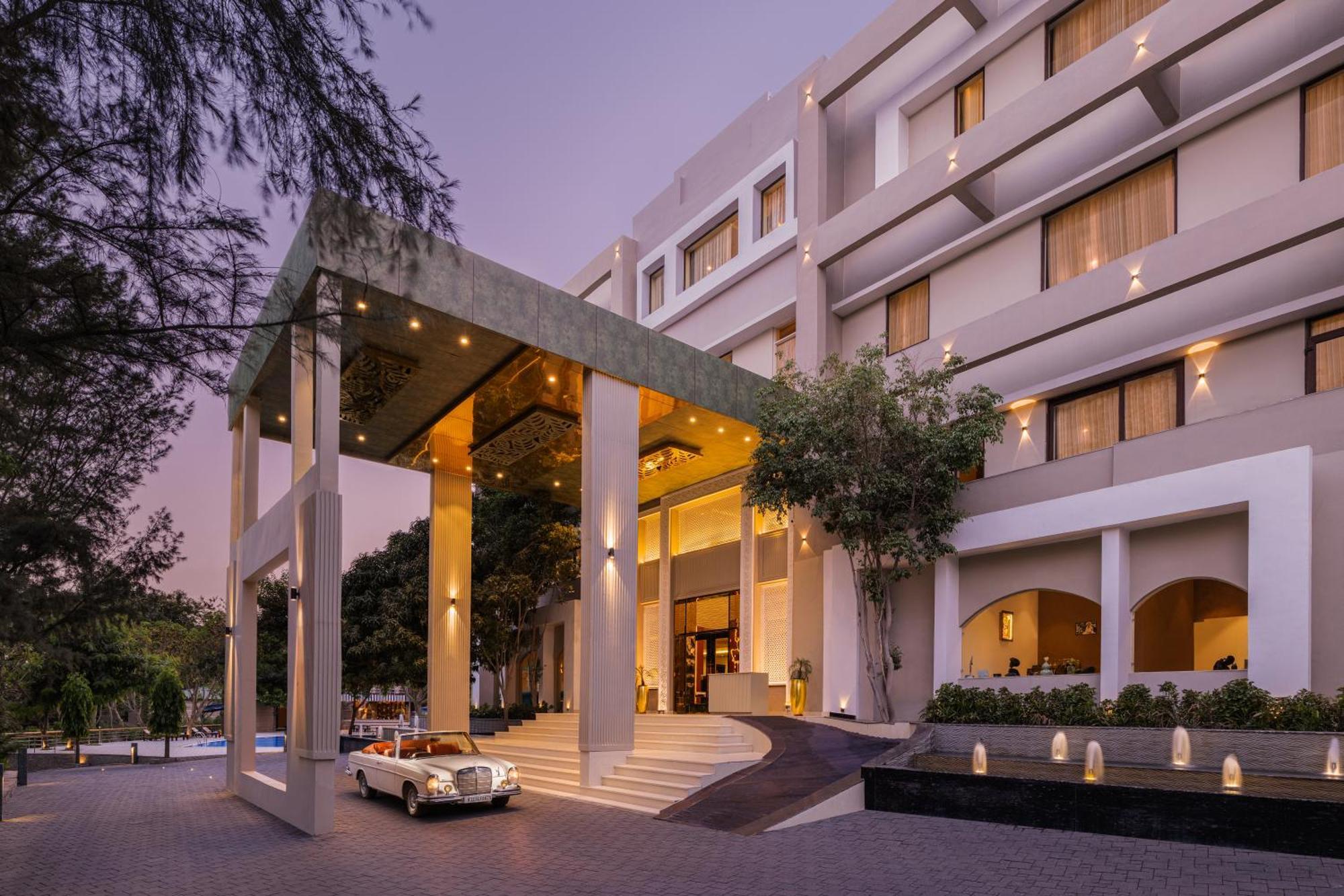 Essentia Luxury Resort & Spa Udajpur Exteriér fotografie