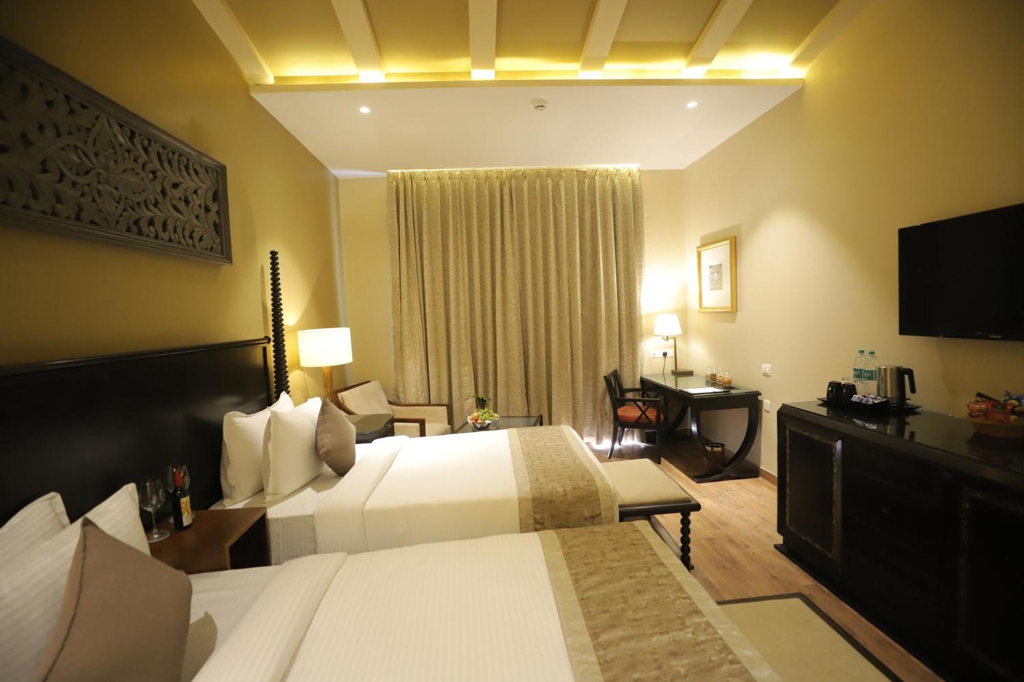Essentia Luxury Resort & Spa Udajpur Exteriér fotografie