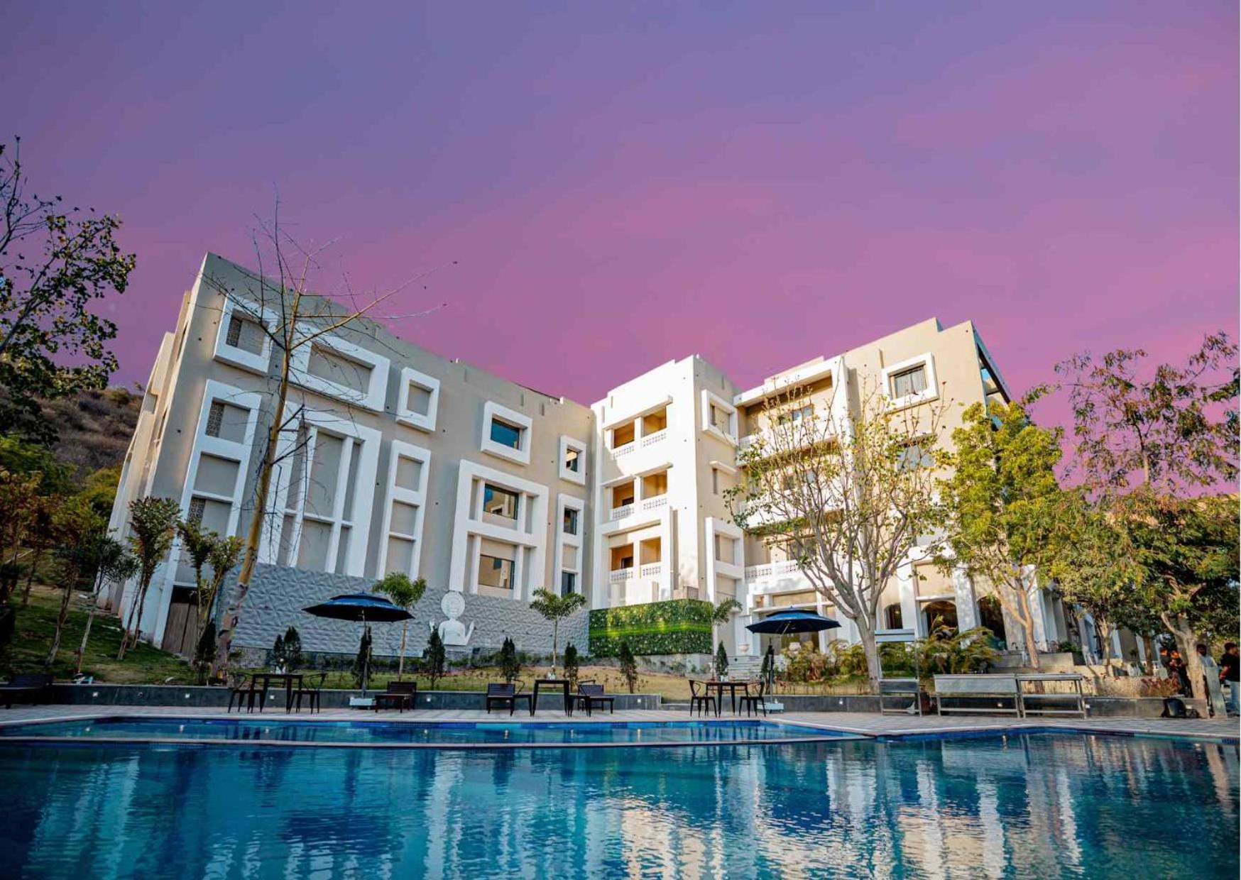 Essentia Luxury Resort & Spa Udajpur Exteriér fotografie